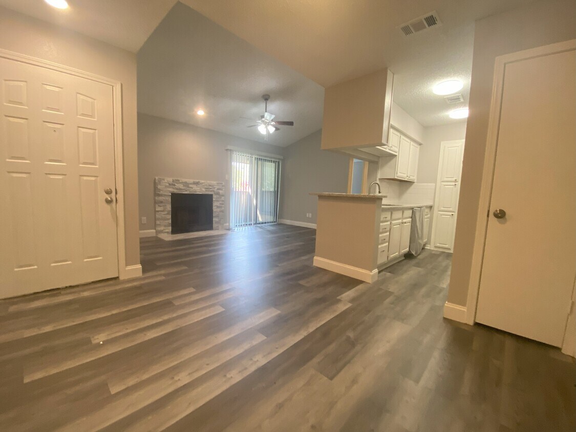 Primary Photo - 1310 Harwell Dr