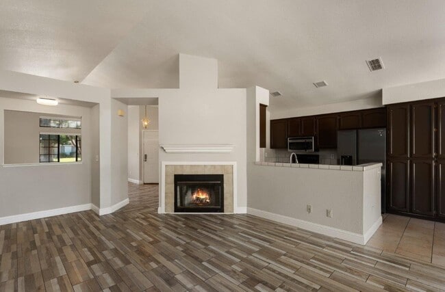 Building Photo - 7529 Ryland Ct