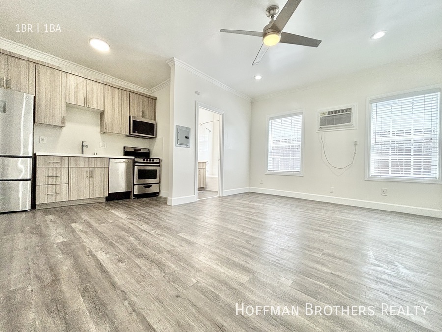 Primary Photo - 1219 N Berendo St