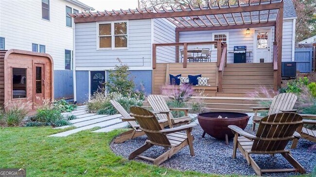 Foto del edificio - 819 Mercer St SE