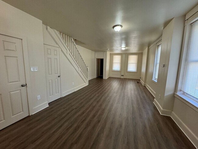 Foto del edificio - 1001 W 7th St