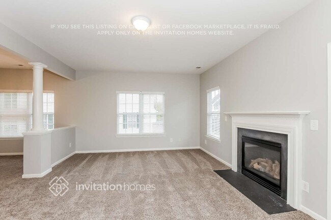 Foto del edificio - 9983 Treeside Ln