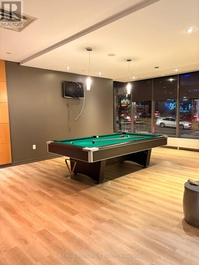 Building Photo - 11 Brunel Ct