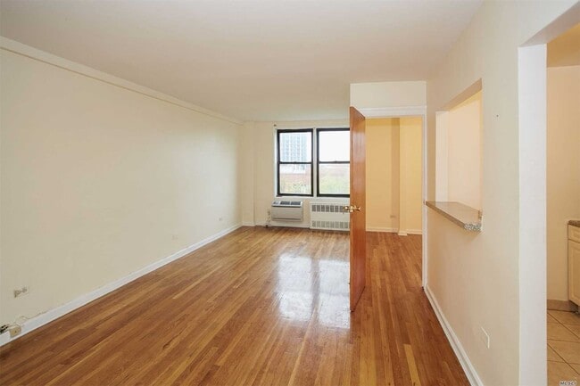 Building Photo - 53-11 90th St