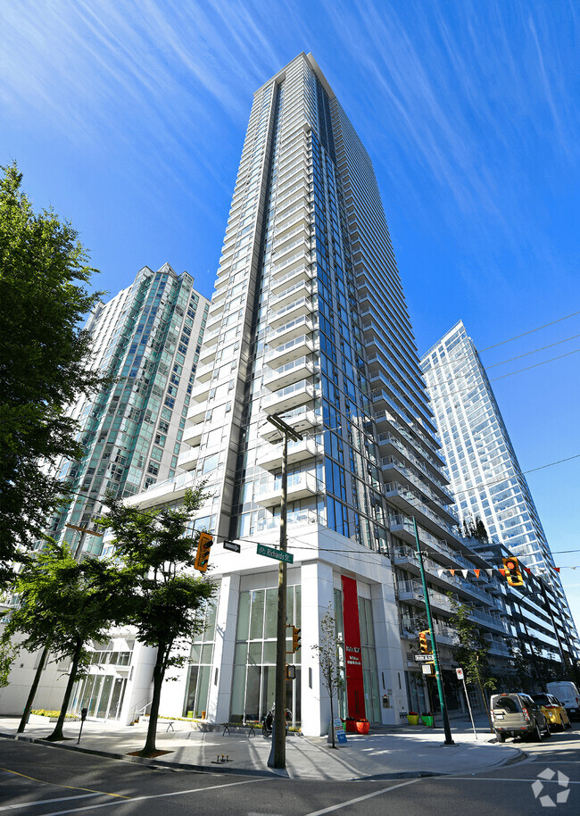 Building Photo - Yaletown