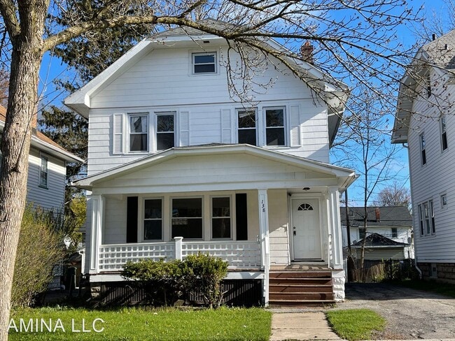 Building Photo - 3 br, 1 bath House - 138 Raeburn Ave