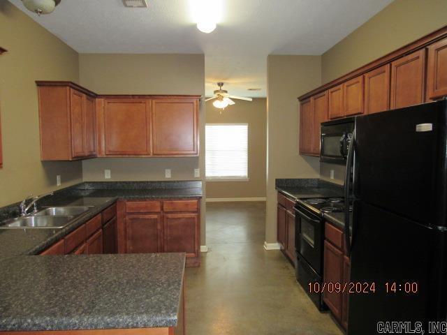 Building Photo - 1410 Robins St