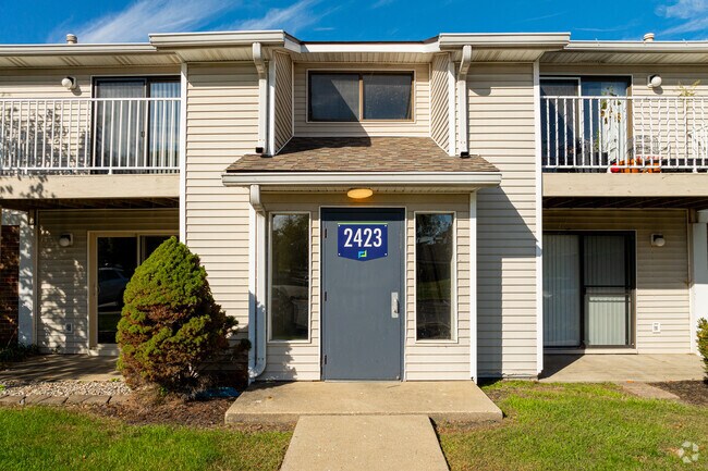 Building Photo - Franklin Park Apartments