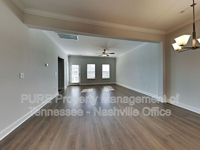 Foto del edificio - 1750 Park Terrace Ln