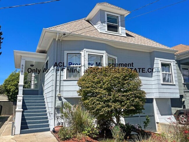 Foto del edificio - North Oakland Beauty – Modern Comfort Meet...