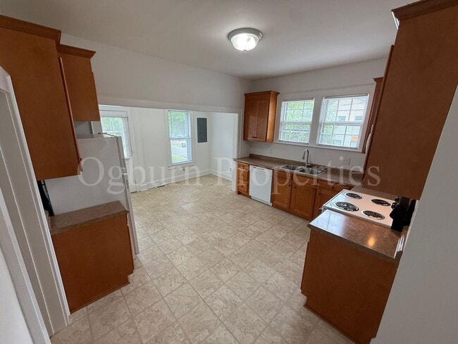 Building Photo - 265 Keating Dr