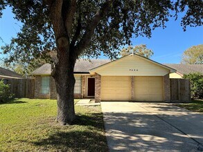 Building Photo - 7430 Lobera Dr