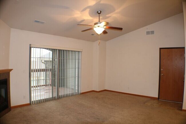 Foto del edificio - $1,325 | 2 Bedroom, 2 Bathroom Condo | Pet Friendly* | Available for a August 1st, 2026 Move In!*