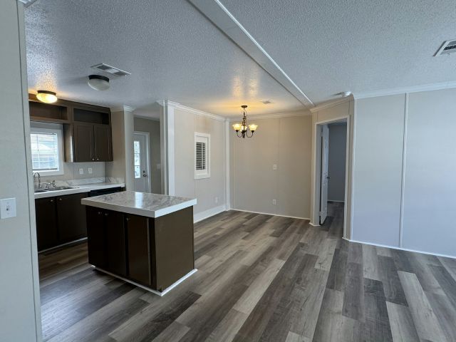 Building Photo - 9357 Eden Dr