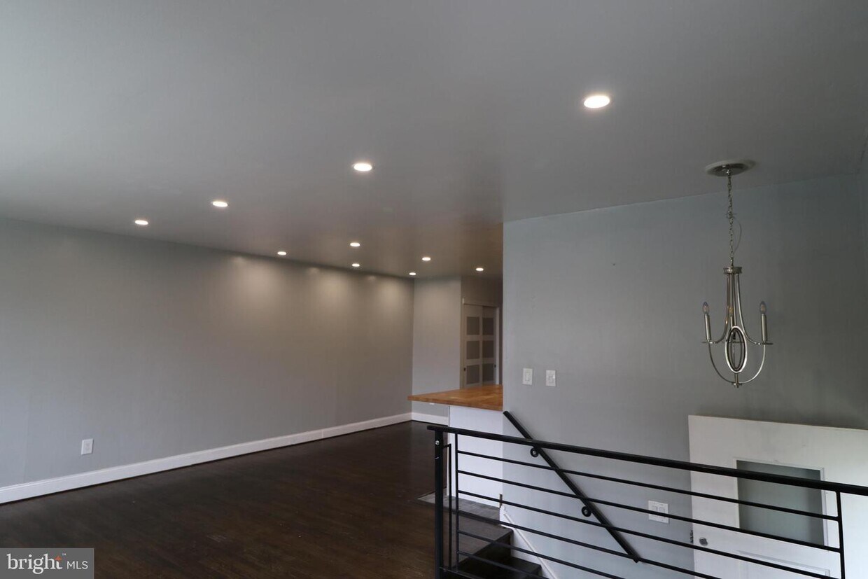 Foto principal - 1716 Loney St
