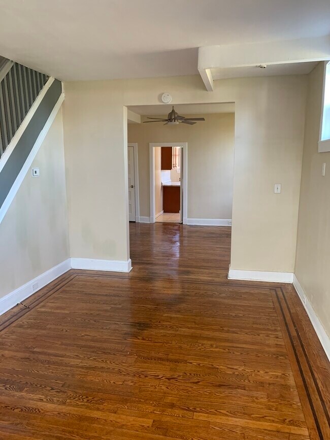 Foto del edificio - 3812 W Cold Spring Ln