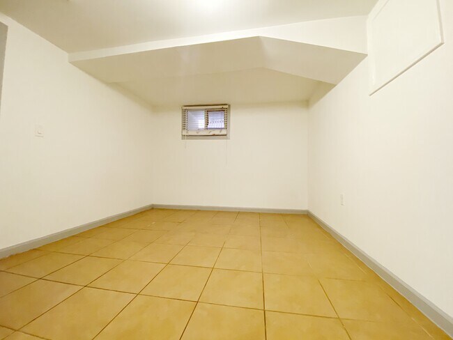 Foto del edificio - 615 S Glendale Ave