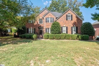 Building Photo - 220 Huddersfield Dr