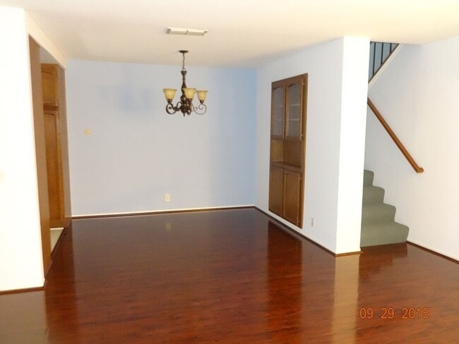 Foto del edificio - 7818 Hampton Ln