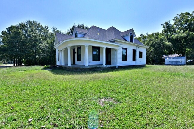 Building Photo - 101 10th St