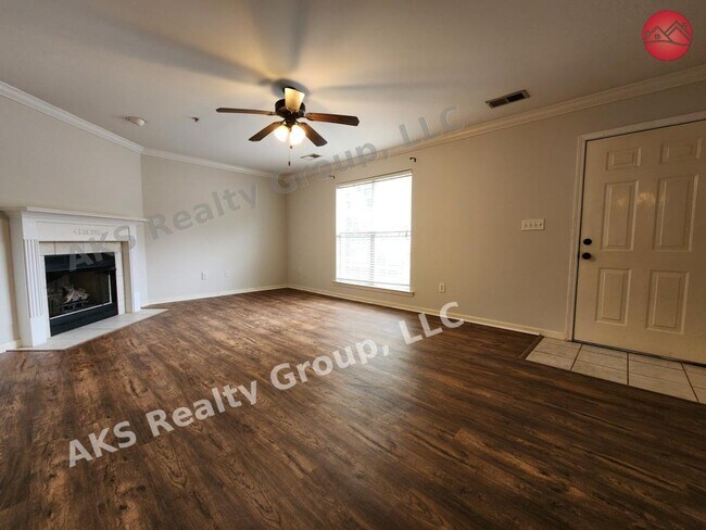 Foto del edificio - 1090 Thompson Rd