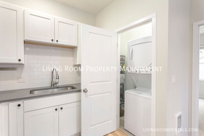 Photo - 6225 NE 14th Ave Apartment