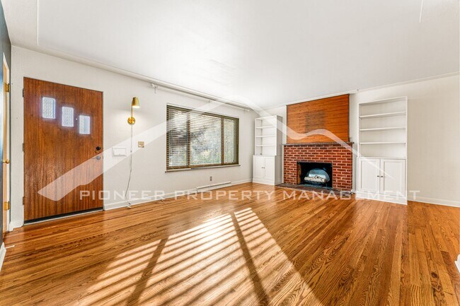 Foto del edificio - Charming Ranch Style Home with Washer/Drye...