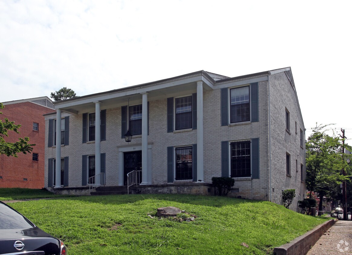 Foto del edificio - 511 Chickadee Dr