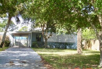 Building Photo - 2310 Pineapple Ave Building Photo - 2310 Pineapple Ave