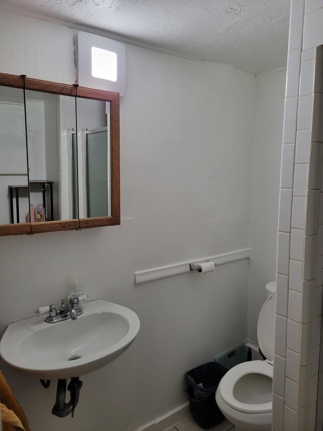 Foto del edificio - 355 E 500 N