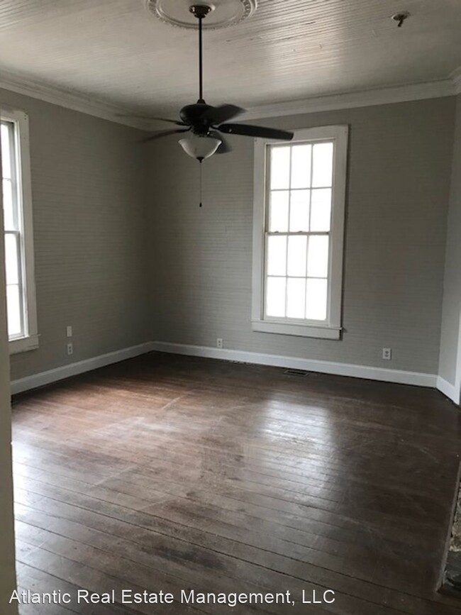 Building Photo - 2 br, 1 bath House - 194 Post Office Rd