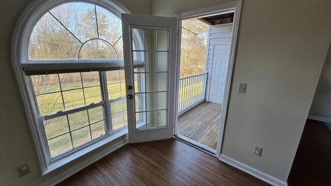 Foto del edificio - 3634 Morris Farm Dr