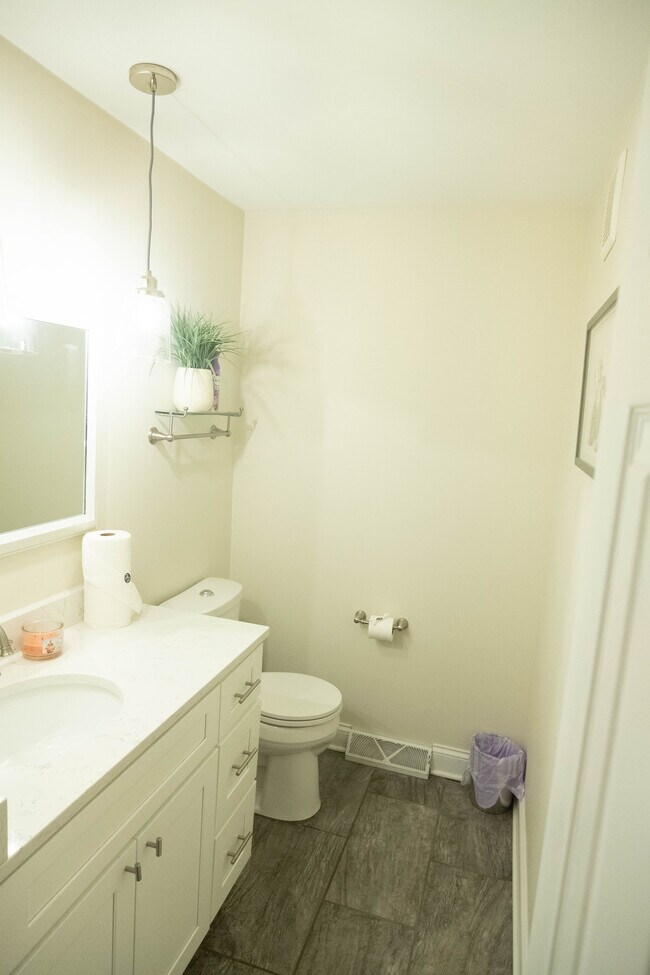 Foto del edificio - 2300 W 111th St