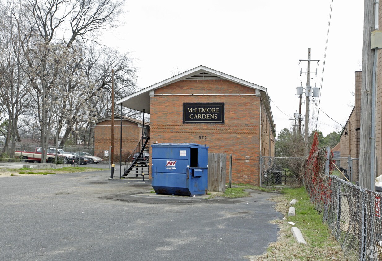 Building Photo - McLemore Gardens