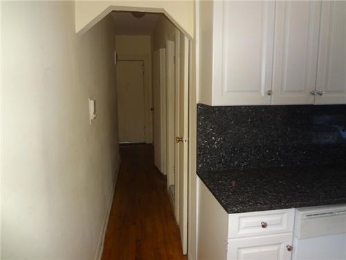 Foto del edificio - 341 W 13th St