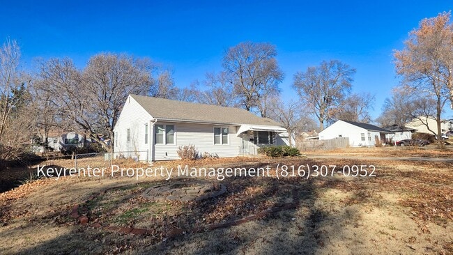 Building Photo - Newly remodeled 3 bed 2 bath house located in Independence