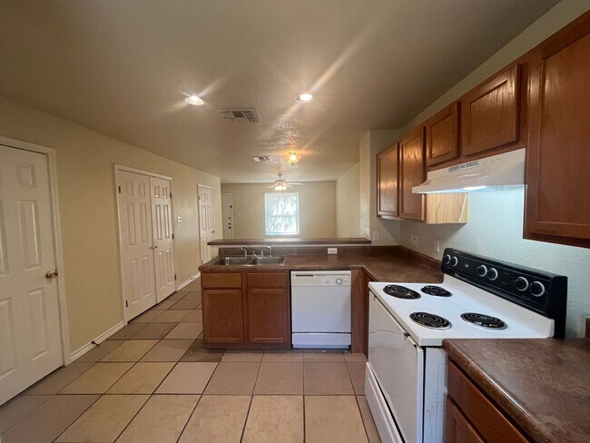 Foto del edificio - 4602 Swann Ln