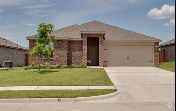 Building Photo - 913 Glover Dr