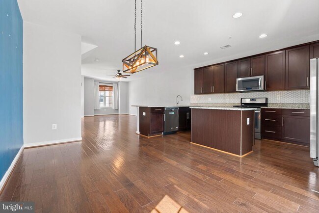 Foto del edificio - 8317 Horned Owl Ln