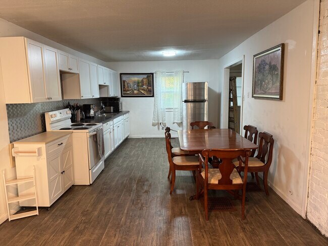 Foto del edificio - 1605 N 18th St