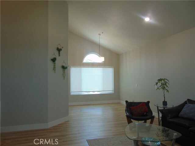 Foto del edificio - 8125 Acacia St