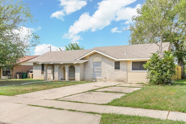 Foto del edificio - 3 br, 2 bath House - 2027 Leesburg St