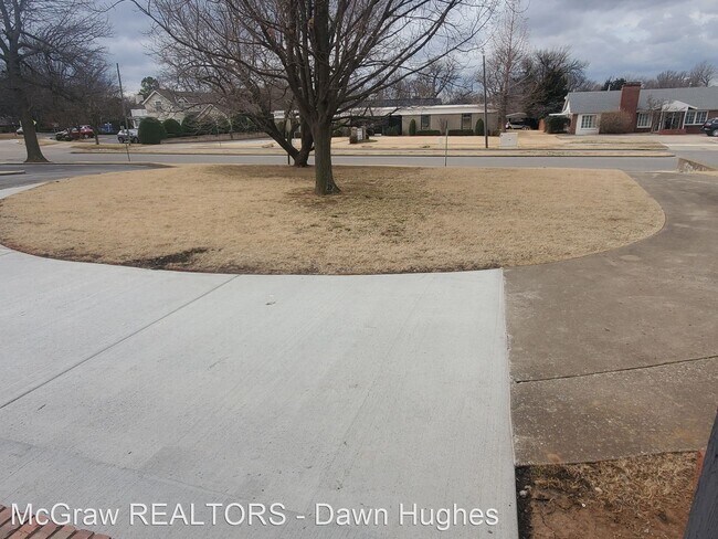 Foto del edificio - 1 br, 1 bath House - 1427 S. Terrace Drive