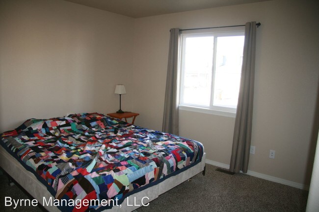 Building Photo - 4 br, 3 bath House - 7913 Morton Dr