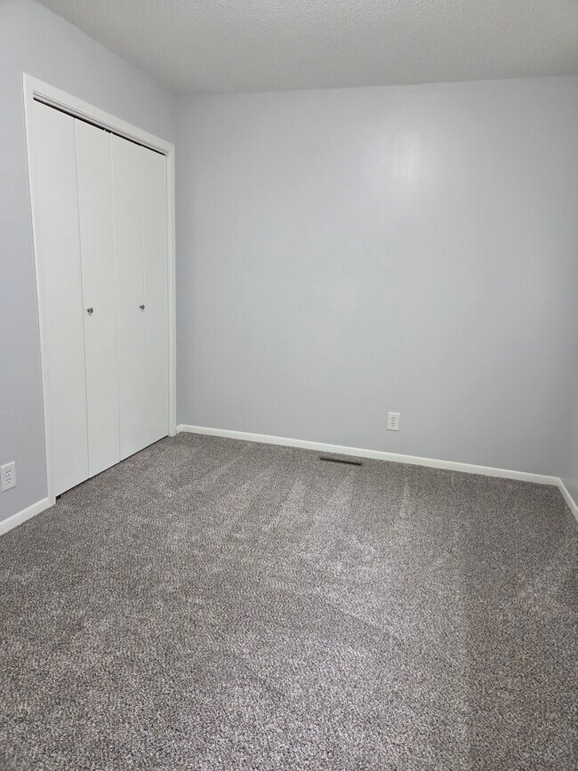 Dormitorio 1 - 841 S 32nd St