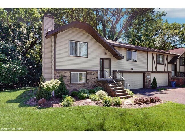 Foto del edificio - 2509 Cedar Hills Dr