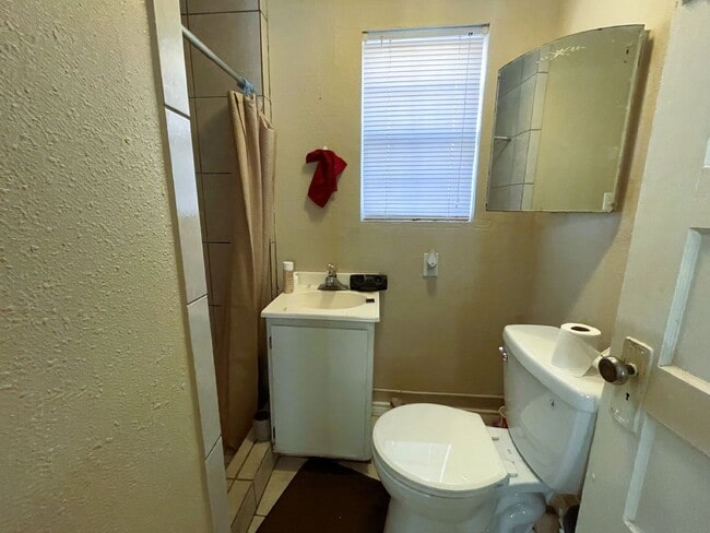 Foto del edificio - 2518 20th St