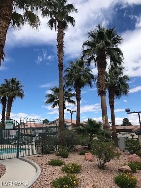 Foto del edificio - 8410 Eldora Ave