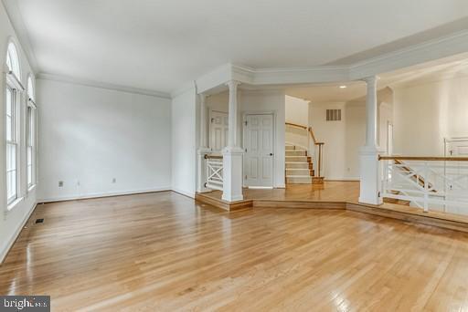 Building Photo - 6300 Barcroft Mews Dr