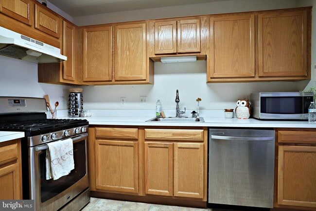Building Photo - 9246 Cardinal Forest Ln